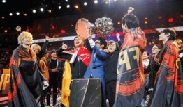 外媒爆料雷尔夺冠新闻,外媒曝夺冠盛况